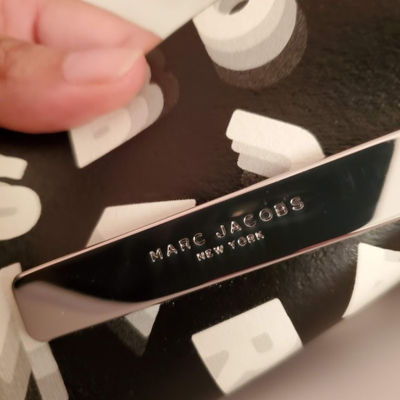 🔥👑🔥 NWT Authentic Marc Jacobs Repeat Tote - Picture 3 of 8